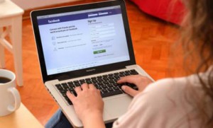 to_facebook_kai_i_psuxologia_tou_xristi_LARGE